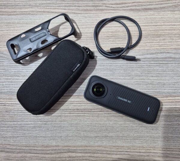 Insta360 x4 360 8K Camera