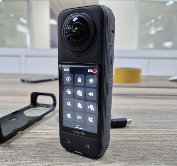 Insta360 x4 360 8K Camera - Image 2