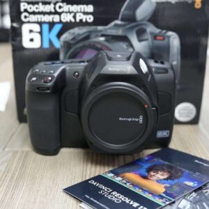 Blackmagic Design Pocket Cinema Camera 6K Pro (Canon EF)
