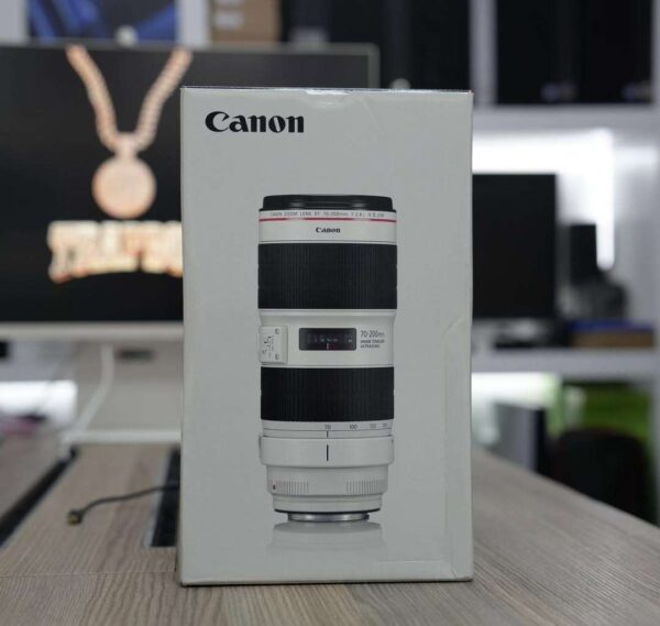 Canon EF 70-200mm f/2.8L IS III USM - Image 3