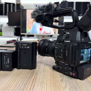 Canon EOS C100 Mark ll with Dual Pixel CMOS AF & EF Canon EF 17-40mm f/4L USM  Lens Kit