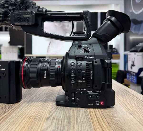 Canon EOS C100 Mark ll with Dual Pixel CMOS AF & EF Canon EF 17-40mm f/4L USM  Lens Kit - Image 7