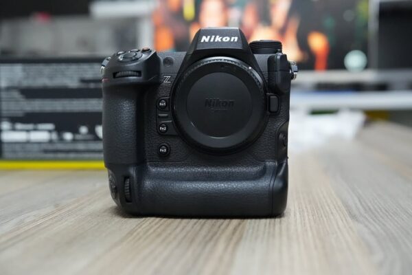 Nikon Z9 Mirrorless Camera ( Brand new) - Image 3