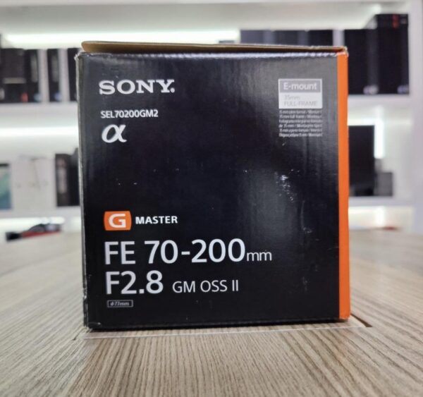 Sony FE 70-200mm f/2.8 GM OSS II  Lens - Image 3